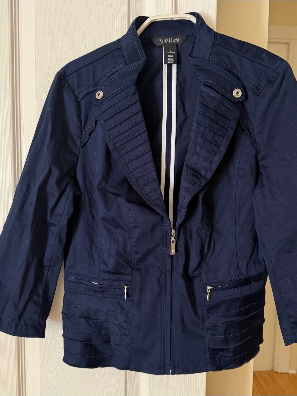 White House Black Market Women’s Navy Jacket Size 4 Super Cute!